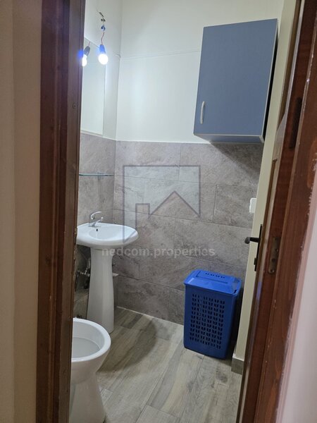 Novaci, Sebastian, inchiriere apartament 3 camere.
